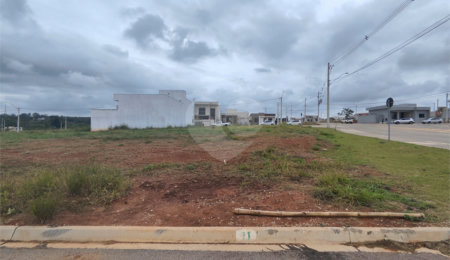 Terreno à venda no condomínio Tivolli, Itapetininga - SP