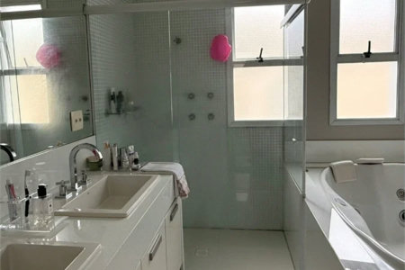 Casa à venda com 4 suítes no condomínio Vilas das Paineiras, São Paulo - SP