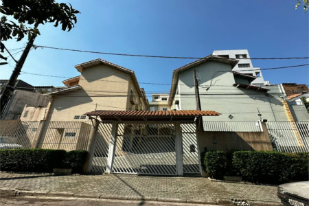 Casa à venda com 3 quartos, sendo 1 suíte,  em Jardim Caboré, São Paulo, SP