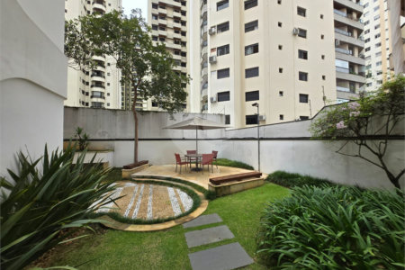Apartamento à venda com 3 quartos, sendo 1 suíte, em Indianópolis, São Paulo, SP