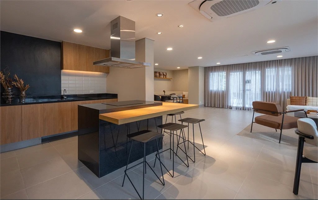 Apartamento à venda com 3 quartos, sendo 2 suítes,  em Jardim Caboré, São Paulo, SP