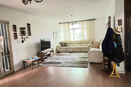 Sobrado à venda com 4 quartos, sendo 1 suíte, em Brooklin, São Paulo, SP