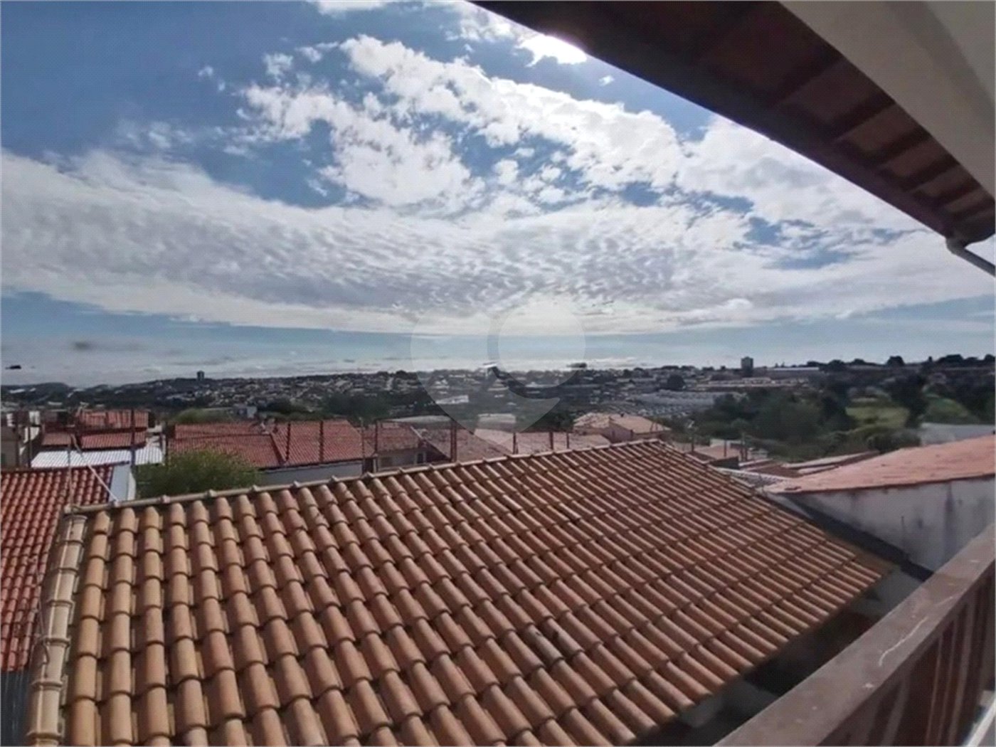 Casa à venda com 3 quartos, sendo 1 suíte, em Jardim Wanel Ville V, Sorocaba, SP