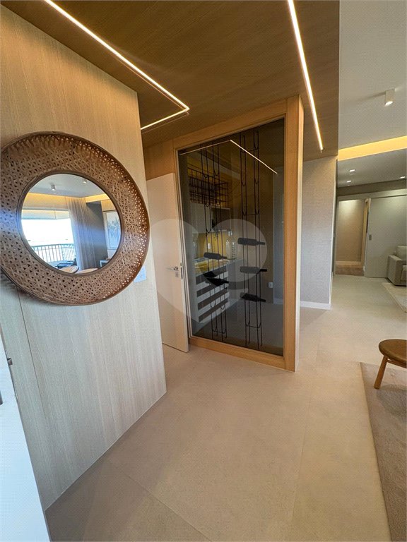 Apartamento à venda com 3 suítes em Urbanova, São José dos Campos, SP