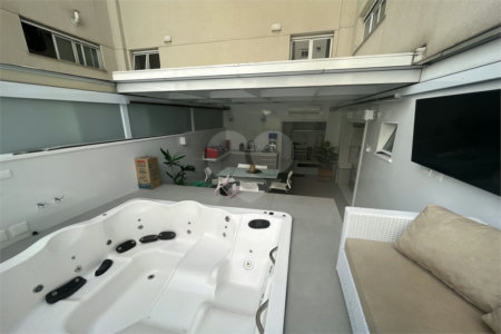 Apartamento à venda com 2 suítes em Barra Funda, São Paulo, SP