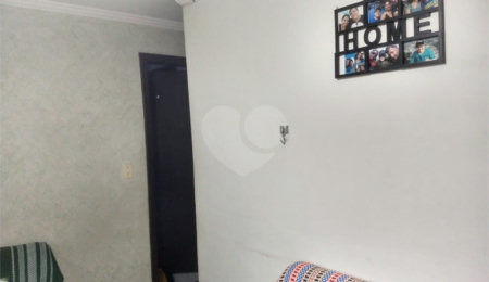 Sobrado à venda com 3 quartos, sendo 1 suíte,  em Parada Inglesa, São Paulo, SP
