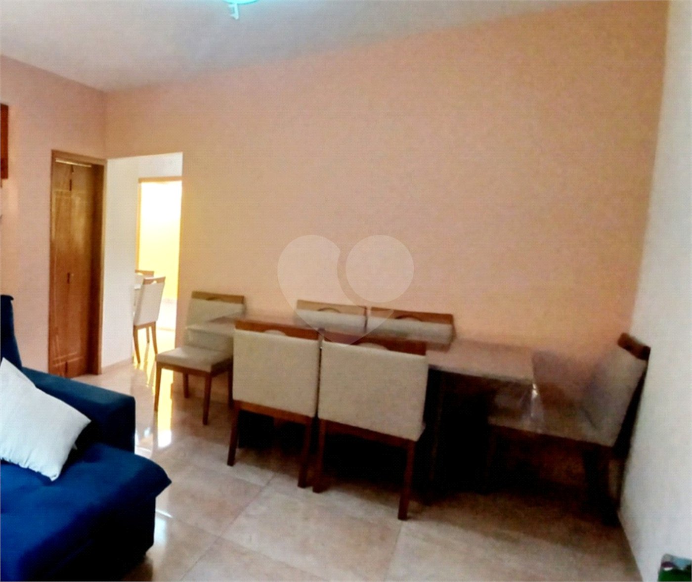 Casa à venda com 2 quartos, sendo 1 suíte, no condomínio Residencial Mirage, Mogi das Cruzes - SP