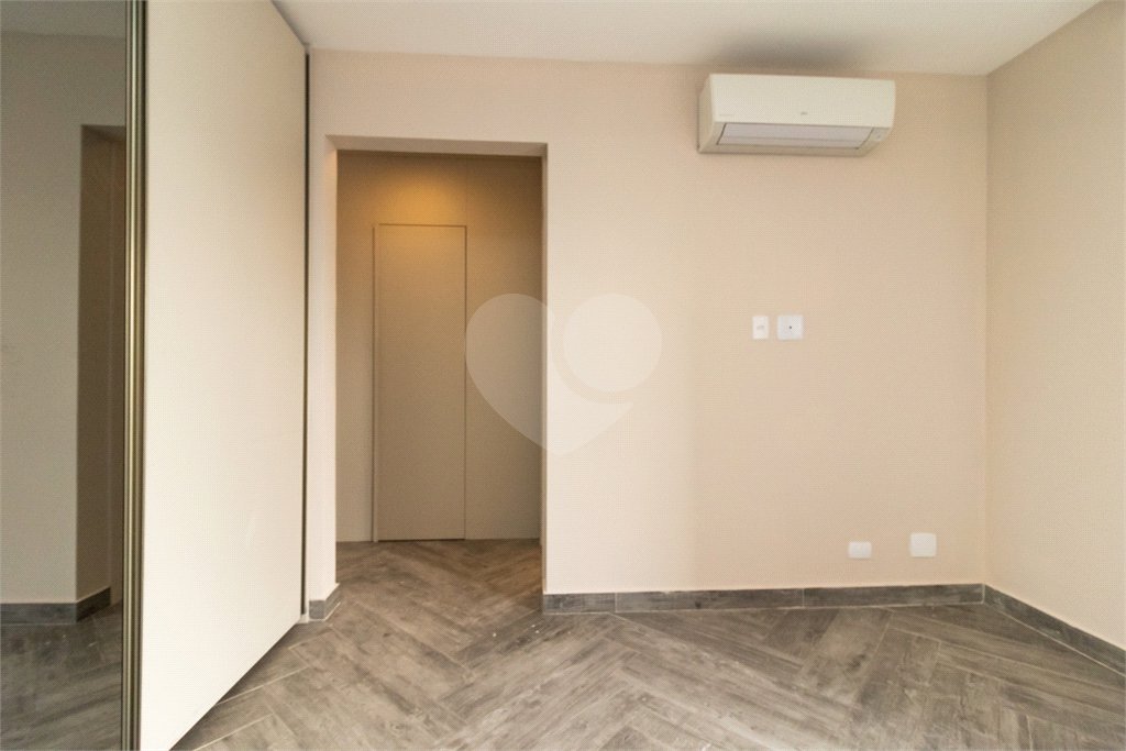 Apartamento à venda com 3 quartos, sendo 1 suíte,  em Indianópolis, São Paulo, SP