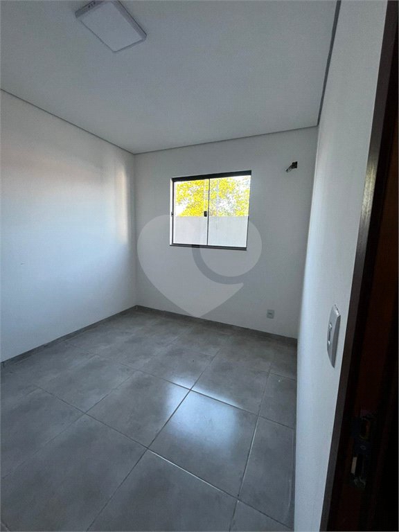 Apartamento à venda com 2 quartos em Alvorada, Cuiabá, MT