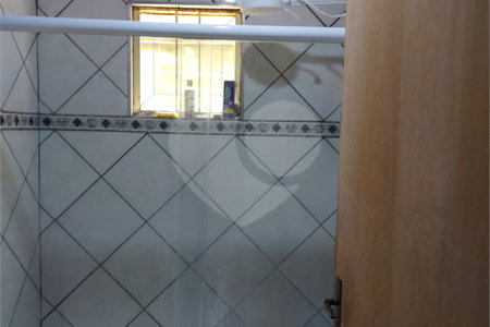 Casa à venda com 4 quartos, sendo 1 suíte, em Terra da Uva, Louveira, SP