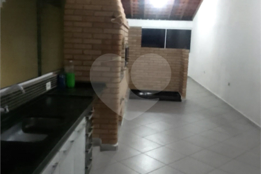 Sobrado à venda com 3 quartos, sendo 2 suítes, em Tremembé, São Paulo, SP