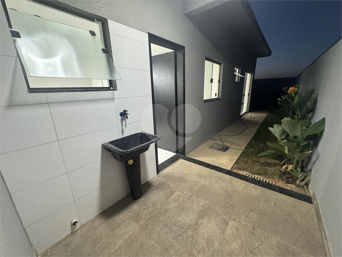 Casa à venda com 2 quartos, sendo 1 suíte, em Residencial Barnabé, Salto, SP