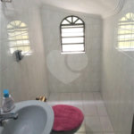 Sobrado à venda com 3 quartos, sendo 1 suíte,  em Vila Romero, São Paulo, SP