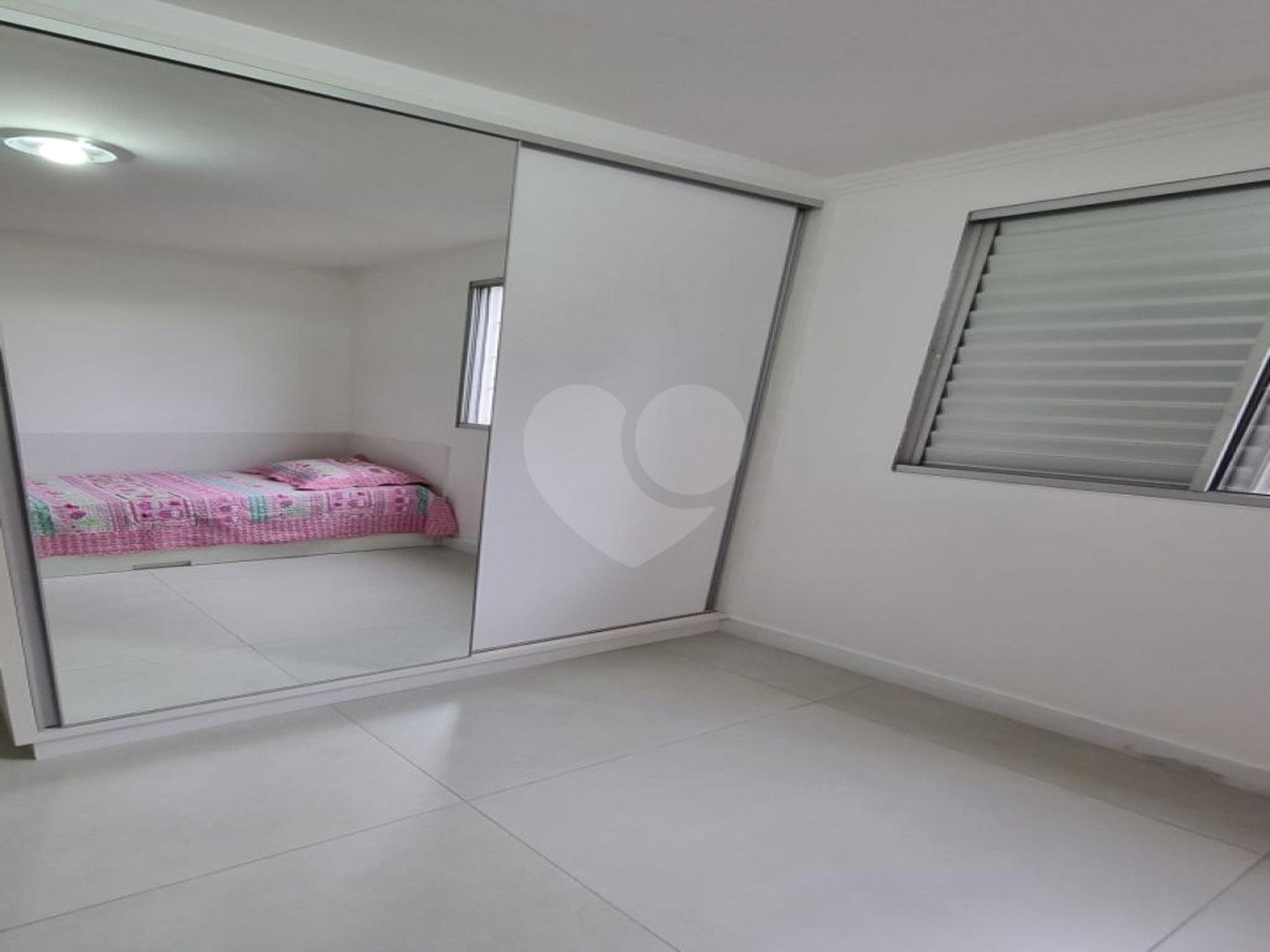 Apartamento à venda com 3 quartos, sendo 1 suíte, em Jardim Esmeralda, São Paulo, SP