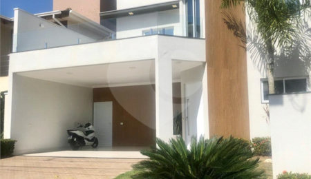 Casa à venda com 3 quartos, sendo 1 suíte, no condomínio Costa das Areias, Salto - SP