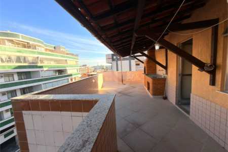 Cobertura à venda com 4 quartos, sendo 2 suítes,  em Braga, Cabo Frio, RJ