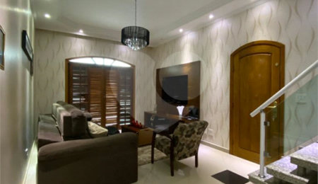 Casa à venda com 3 quartos, sendo 2 suítes,  em Jardim Brasil, Guarulhos, SP