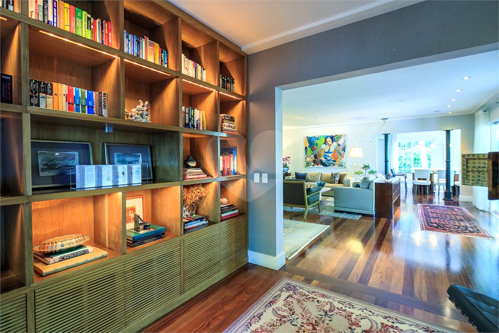 Casa à venda com 4 suítes no condomínio L`exclusive, São Paulo - SP