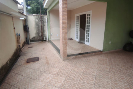 Casa à venda com 3 quartos, sendo 2 suítes, em Campo Grande, Rio de Janeiro, RJ