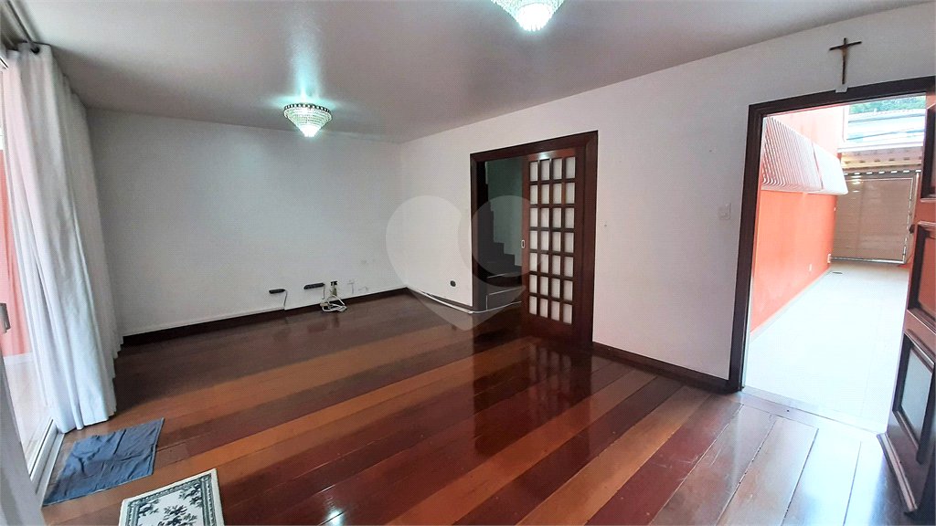 Casa à venda com 3 quartos, sendo 1 suíte, em Chácara Santo Antônio (zona Sul), São Paulo, SP