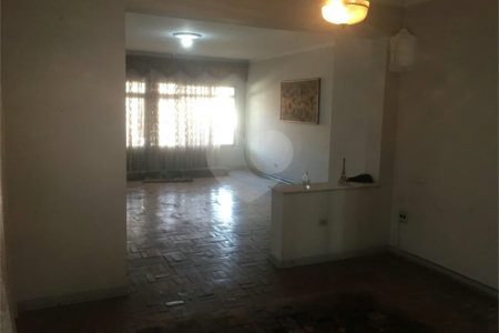 Casa Térrea à venda com 3 quartos, sendo 1 suíte, em Água Fria, São Paulo, SP