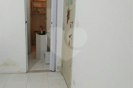 Apartamento à venda com 2 quartos, sendo 1 suíte, no Centro, São Paulo, SP