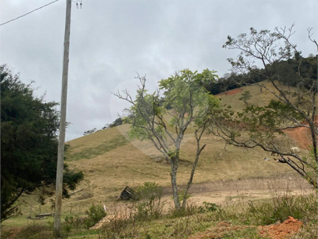 Sítio à venda no Centro, Sapucaí-mirim, MG