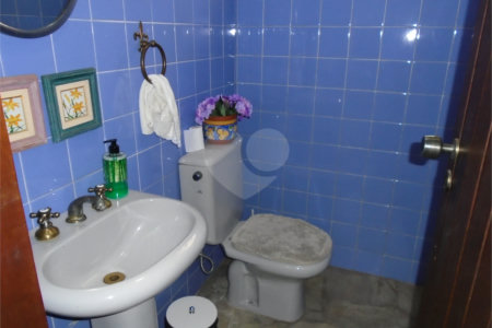 Casa Térrea à venda com 3 quartos, sendo 1 suíte,  em Alto da Boa Vista, São Paulo, SP