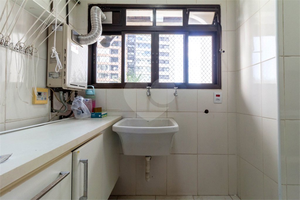 Apartamento à venda com 3 quartos, sendo 1 suíte, em Brooklin, São Paulo, SP
