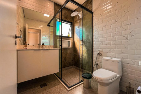 Casa à venda com 4 quartos, sendo 3 suítes,  no condomínio Vintage, Cotia - SP
