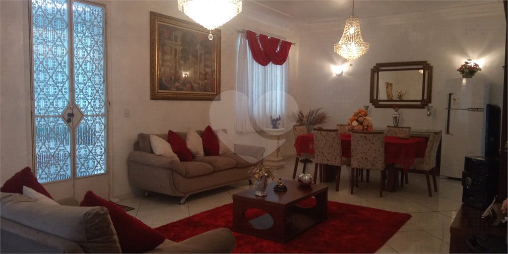 Casa à venda com 6 quartos, sendo 3 suítes, em Vila Isabel, Rio de Janeiro, RJ