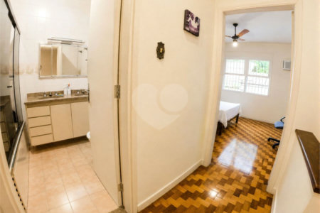 Sobrado à venda com 3 quartos, sendo 1 suíte, em Brooklin, São Paulo, SP