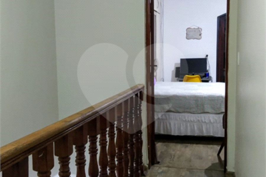 Sobrado à venda com 3 quartos, sendo 1 suíte, em Jardim Tabatinga, Guarulhos, SP