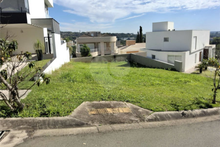 Terreno à venda em Parque das Quaresmeiras, Campinas, SP