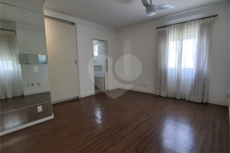 Apartamento à venda com 2 suítes em Pinheiros, São Paulo, SP