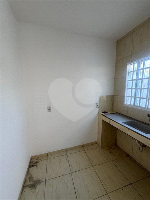 Casa Térrea à venda ou para alugar com 1 quarto em Campo Grande, Rio de Janeiro, RJ