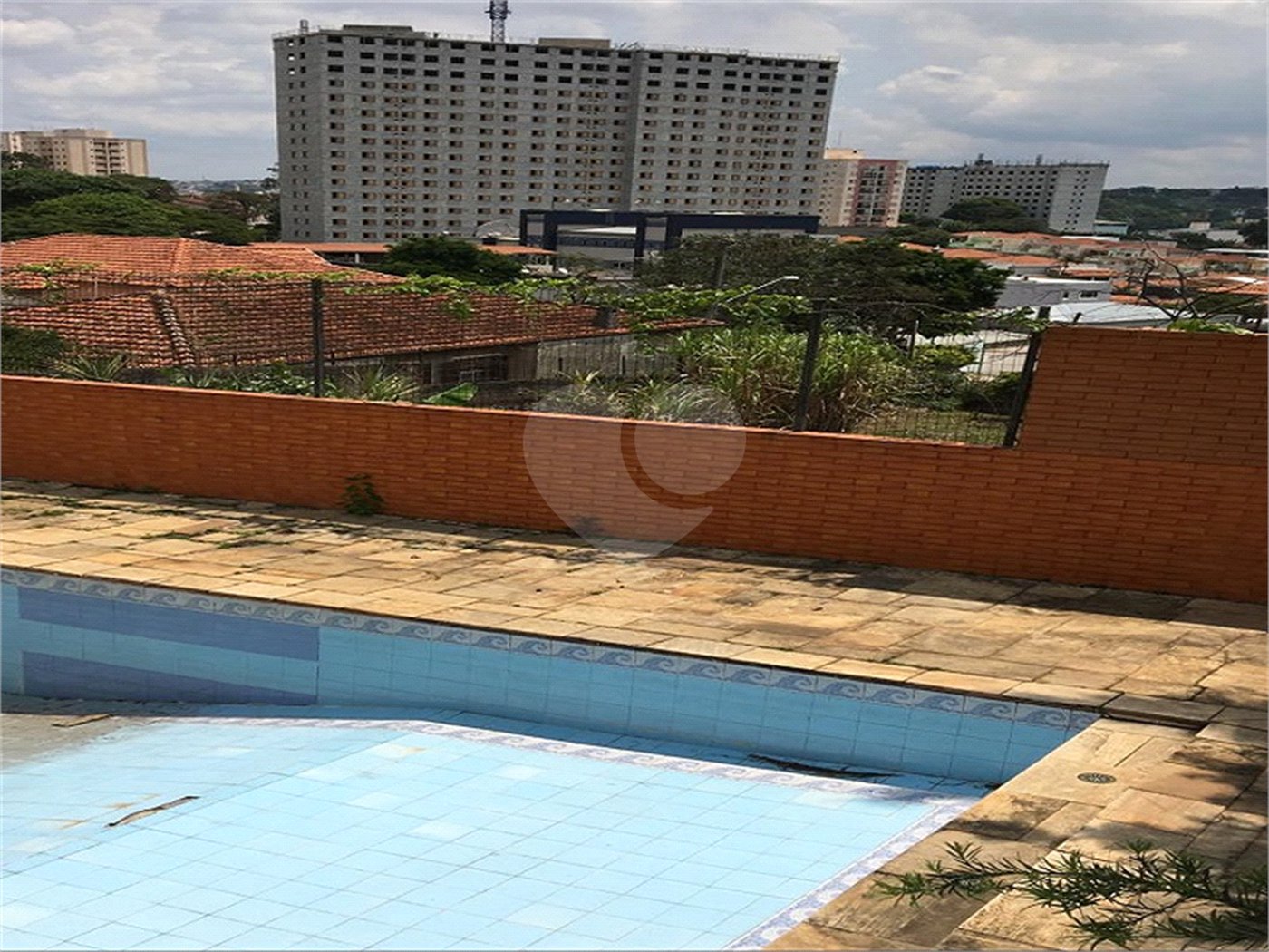 Casa à venda com 4 suítes em Parque Maria Helena, São Paulo, SP