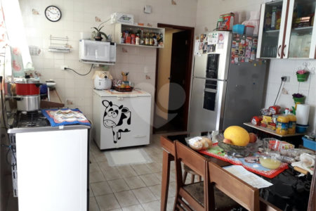 Sobrado à venda com 3 quartos, sendo 1 suíte, em Vila Nova Mazzei, São Paulo, SP