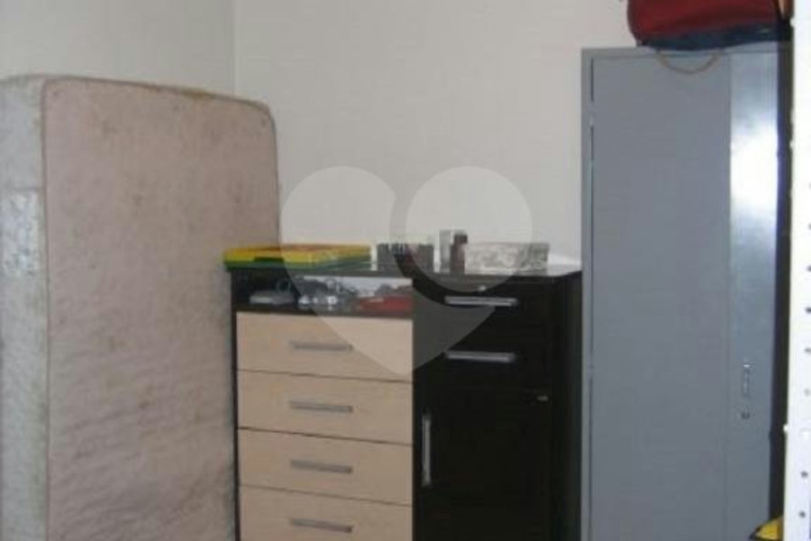 Casa à venda com 3 quartos, sendo 1 suíte, no condomínio Residencial Maracujás, São Paulo - SP