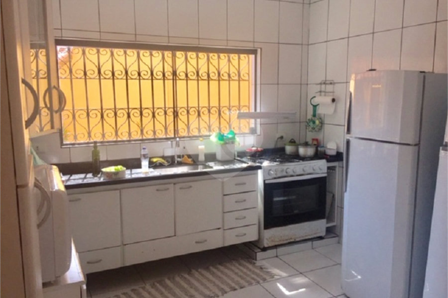 Sobrado à venda com 3 quartos, sendo 1 suíte, em Vila Albertina, São Paulo, SP