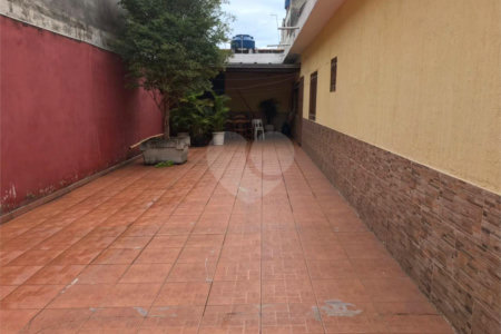 Casa à venda com 3 quartos, sendo 1 suíte, em Cidade Kemel, Poá, SP