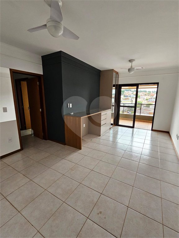 Apartamento à venda ou para alugar com 3 quartos, sendo 1 suíte, em Santa Cruz do José Jacques, Ribeirão Preto, SP