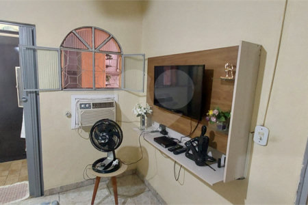 Casa de Vila à venda com 1 quarto em Campo Grande, Rio de Janeiro, RJ