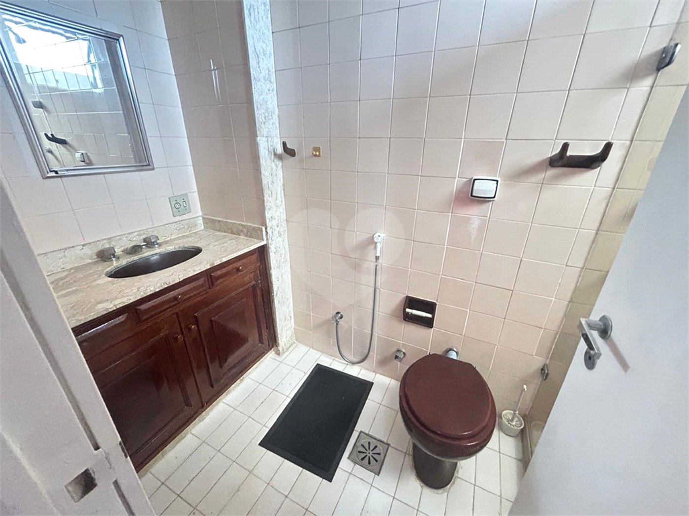 Apartamento à venda com 2 quartos, sendo 1 suíte, em Botafogo, Rio de Janeiro, RJ