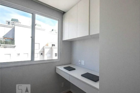 Apartamento à venda com 2 quartos, sendo 1 suíte,  em Jardim Parque Morumbi, São Paulo, SP