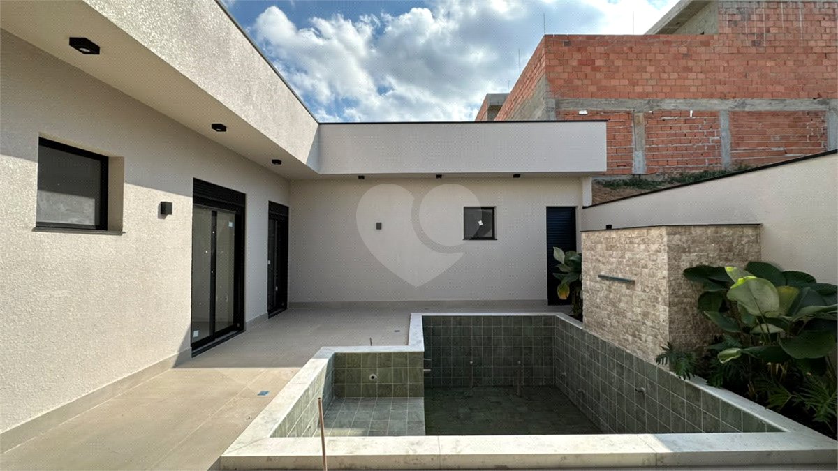 Casa à venda com 3 suítes no condomínio Residencial London Park, Indaiatuba - SP