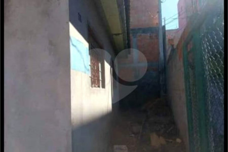 Casa Térrea à venda com 2 quartos em Traviú, Jundiaí, SP