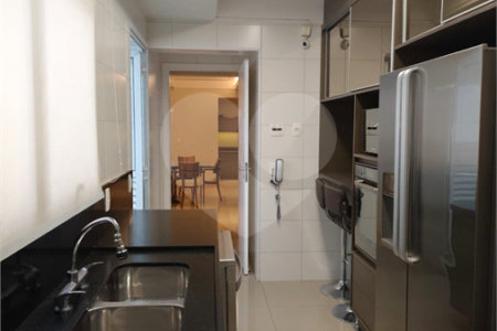 Apartamento à venda com 3 suítes em Água Branca, São Paulo, SP
