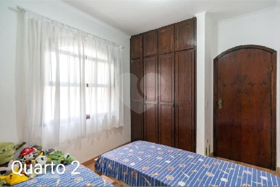 Sobrado à venda com 3 quartos, sendo 1 suíte, em Parque São Domingos, São Paulo, SP