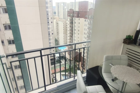 Apartamento à venda com 2 quartos, sendo 1 suíte, em Jardim Flor da Montanha, Guarulhos, SP